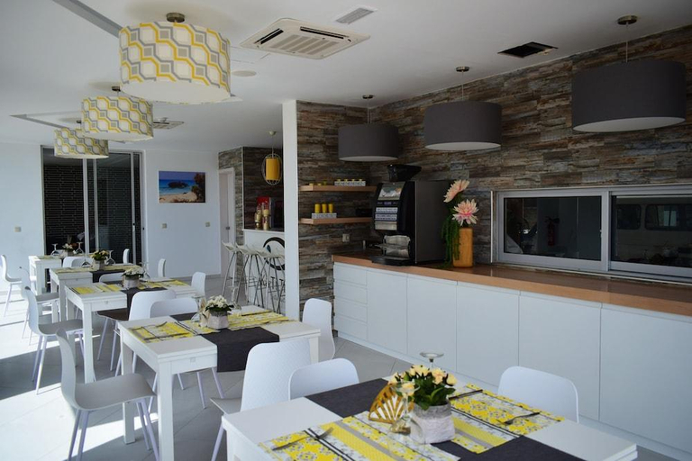 Others 2, Ouril Hotel Agueda
