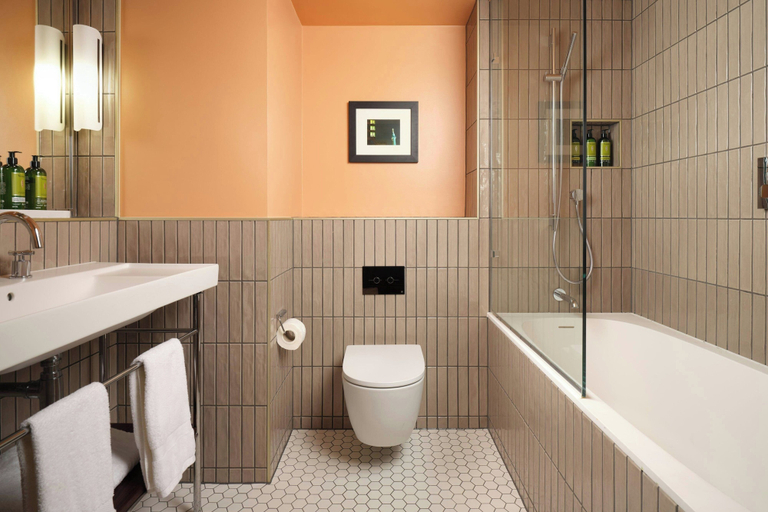 Bathroom 4, St. Pancras London, Autograph Collection ®, London