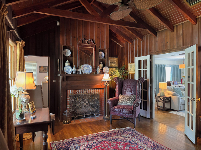 Others 5, Palm Ridge House, Palm Beach