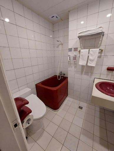Bathroom 4, Yachuan Hotel, Taipei City