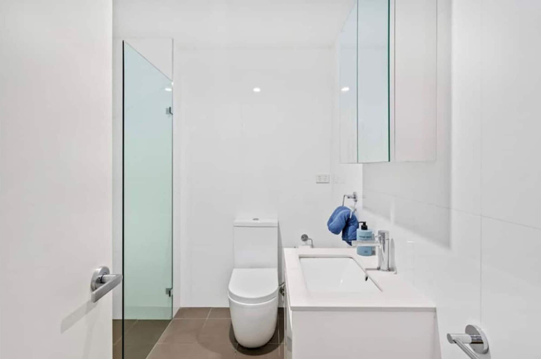 Room 2, Central Stylish 1 Bedroom With Balcony and Air-con, Sydney