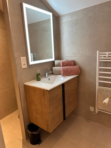 Bathroom 4, Mas Petit Bedaride, Bouches-du-Rhône