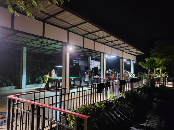 Exterior & Views 2, Lake View Resort, Phunphin