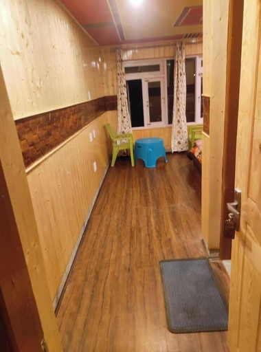 Others 5, Hotel Sun Shine, Anantnag