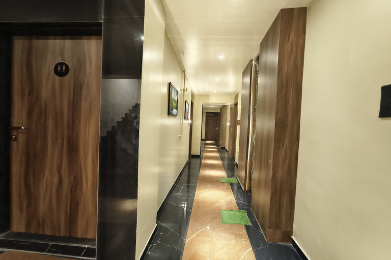 Others 3, Hotel Golden Arc, Pune