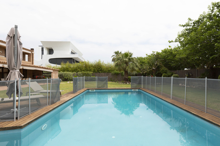Sport & Beauty 2, Olala Gava Beach Villa, Barcelona