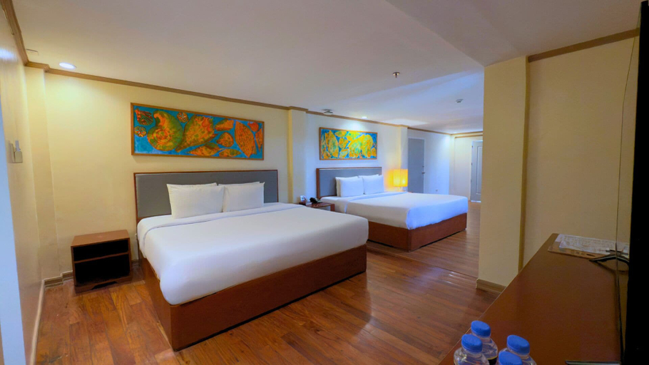 Bedroom 4, Whiterock Beach Hotel + Waterpark, Subic