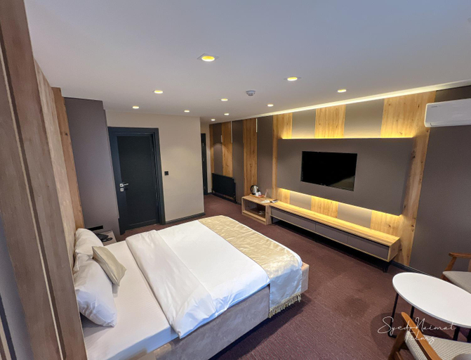 Bedroom 2, Sabiha Sultan, Beyoğlu
