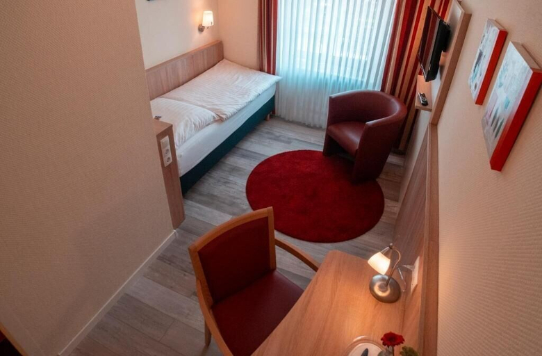 Bedroom 4, Hotel Trierer Hof, Koblenz