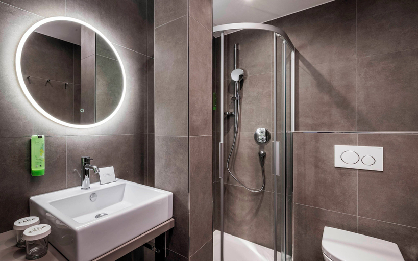 Bathroom 3, Boutique Hotel Zach, Innsbruck