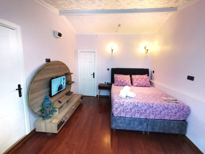Others 4, Kadiköy Suite, Kadıköy
