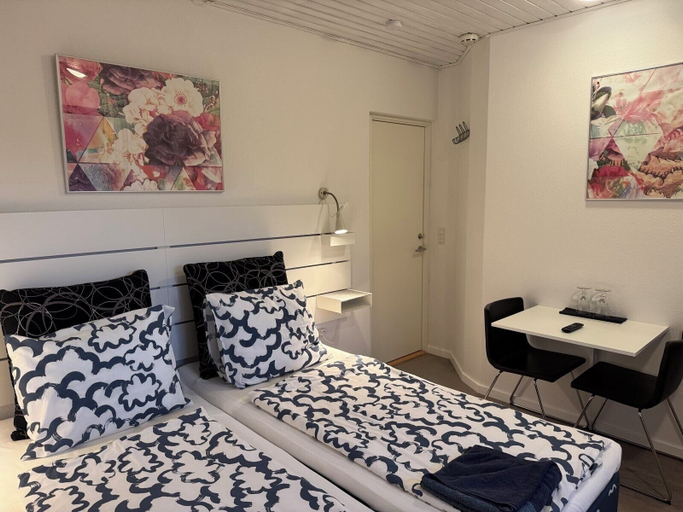 Bedroom 2, Hine Bakke Guest House, Langeland