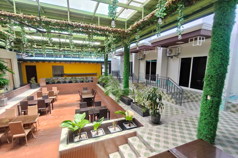 Food & Drinks 4, Famous Maple Hotel, Angeles City