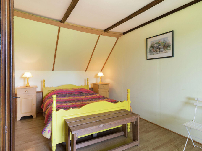 Bedroom 2, Holiday home and mobile home with spacious garden, Manche