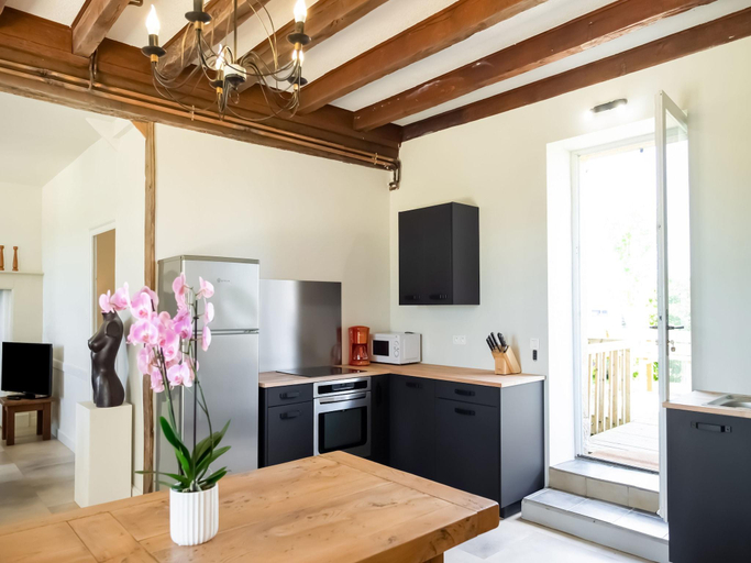 Others 5, Holiday home with pool in Coubjours, Dordogne