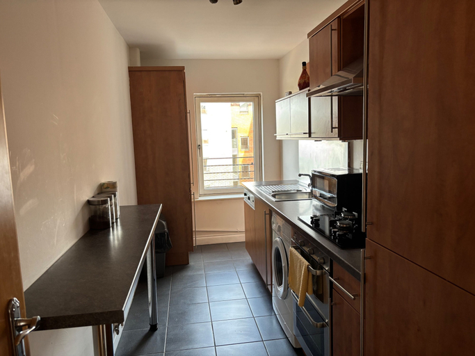 Others 4, Glasgow City Escape - Spacious 3 Bedroom Apartment, Glasgow