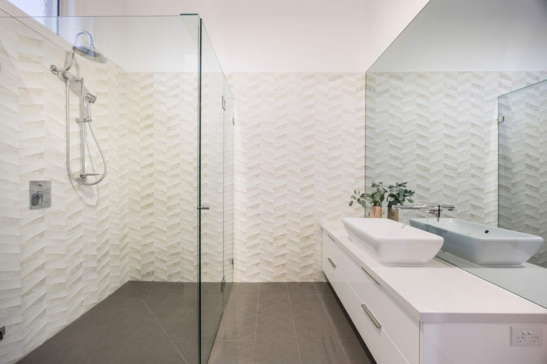 Room 4, Mount Martha Manor Indoor Pool Ocean Views, Melbourne