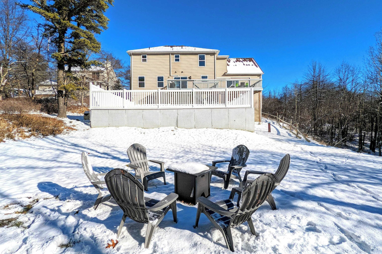 Exterior & Views 2, Mountain Mindset by Avantstay Pool, Hot Tub, Game Room, Firepit, Monroe