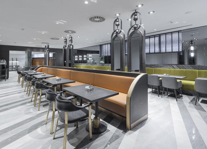 Food & Drinks 5, Titanic Comfort Kurfurstendamm, Berlin