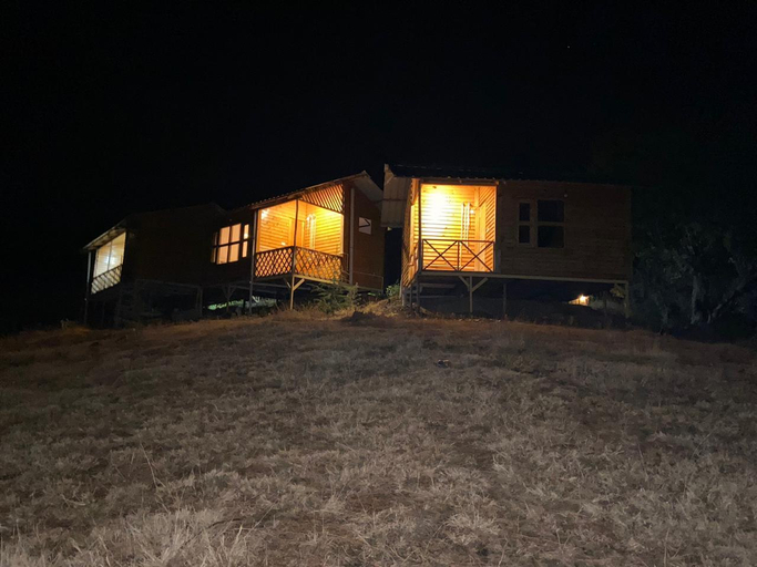 Exterior & Views 1, Golden Valley Cottages, Solan