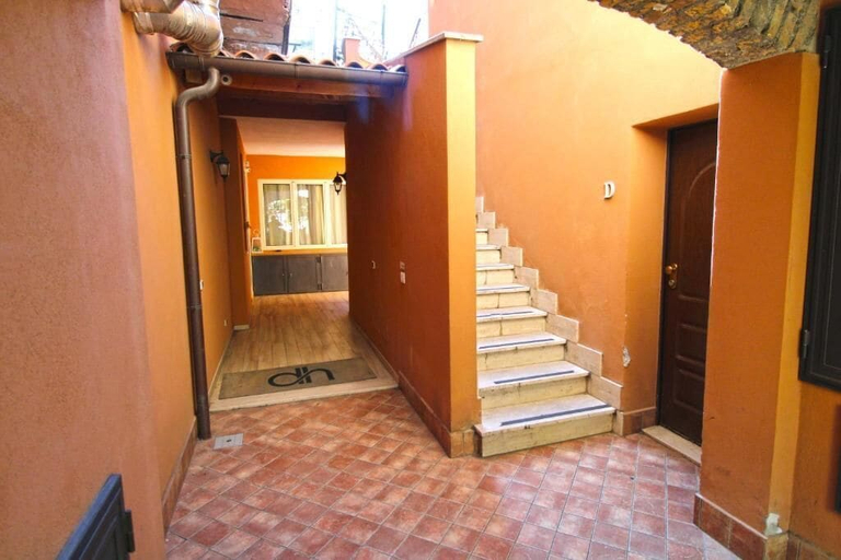 Others 2, Dalmati House, Rome