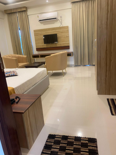 Others 5, Easynest service suit, Bangalore