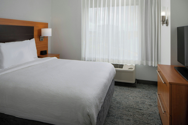 Bedroom 3, TownePlace Suites Huntsville West/Redstone Gateway, Madison