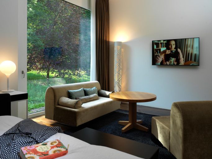 Bedroom 3, City Garden Hotel, Zug
