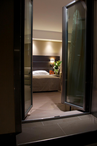 Others 4, Hotel La Conchiglia, Bergamo