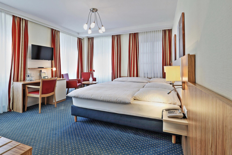 Bedroom 4, Hotel Trierer Hof, Koblenz
