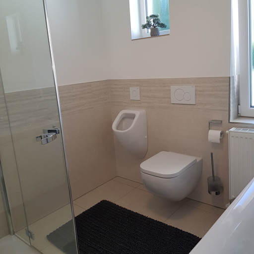 Bathroom 5, Mill Pond Luxury Escape, Siegen-Wittgenstein