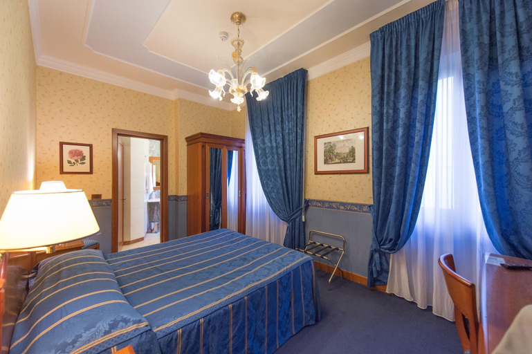 Bedroom 2, Diana Park Hotel, Florence