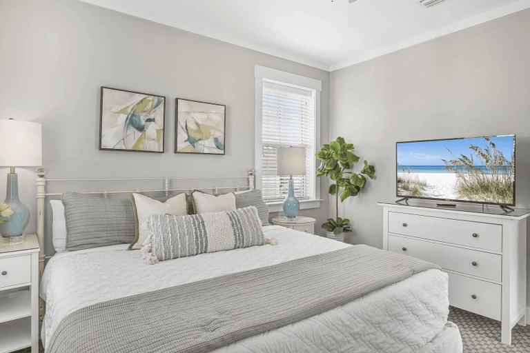 Bedroom 2, Steps to Private Beach Access Pool + Bikes Seacrest 30A, Walton
