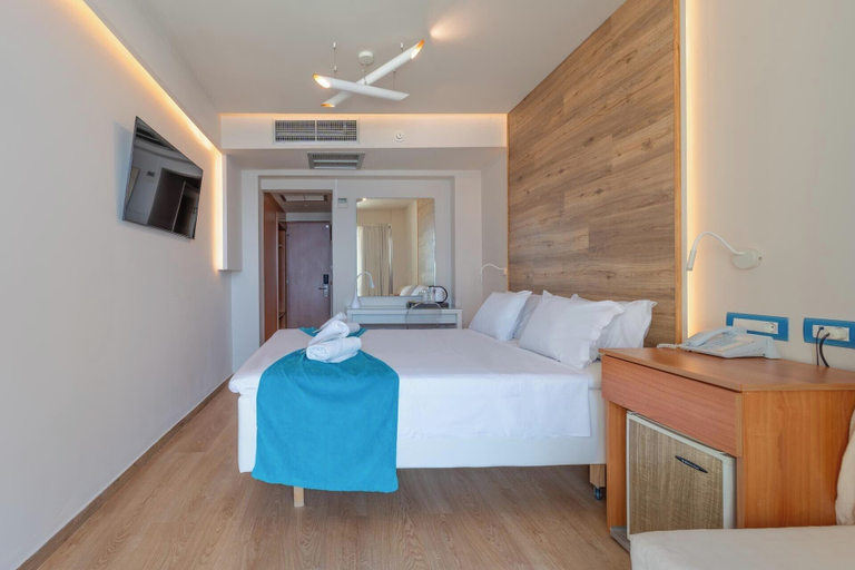 Bedroom 4, Arte Hotel, South Aegean