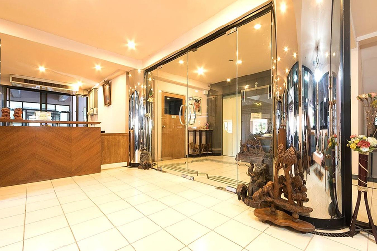 Public Area 2, Grand Residence Ngamwongwan 19, Muang Nonthaburi