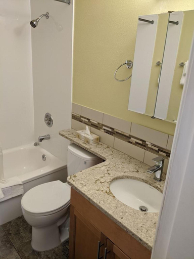 Bathroom 3, Safari Beach Resort, Okanagan-Similkameen