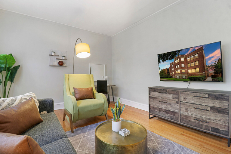 Others 5, Peaceful 1BR Escape in Evanston - Hinman, Cook
