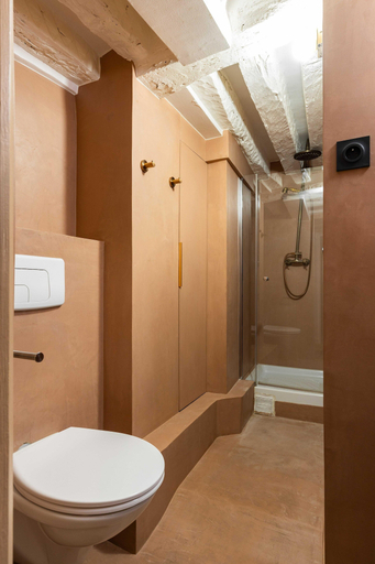 Bathroom 3, Joyful Apartment, 2br/6p Heart of Paris - Louvre, Paris
