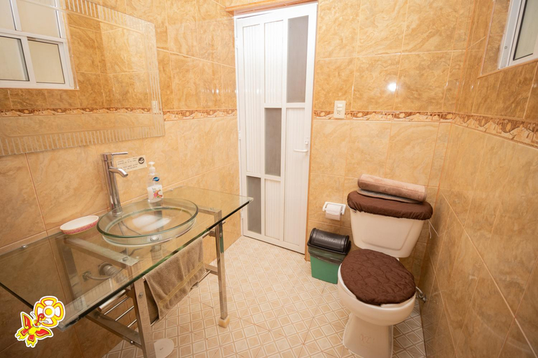 Bathroom 3, Hotel Jatziri, Temascalapa