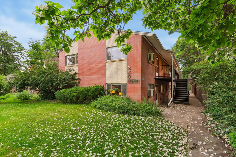 Exterior & Views 2, Butterscotch Suite Old Town Stay with Sunny Style, Larimer