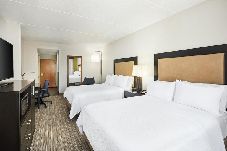 Bedroom 2, Wingate By Wyndham Jacksonville, Duval