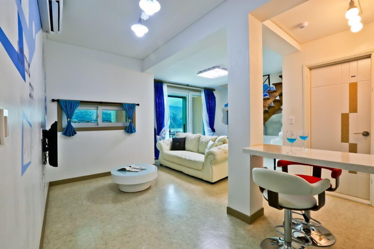 Bedroom 2, EOS Pension, Gapyeong