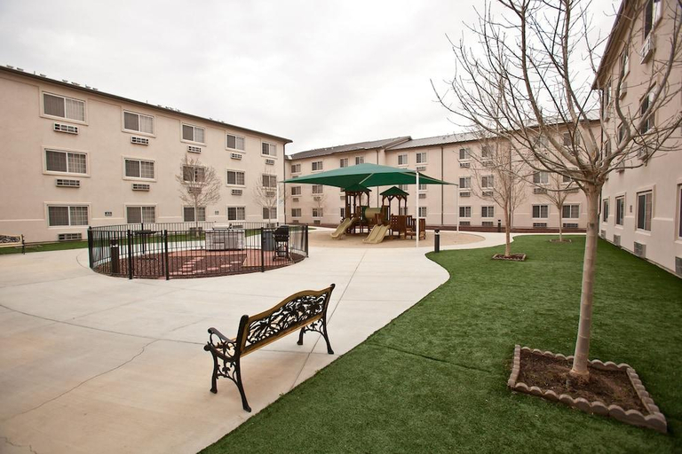 Exterior & Views 1, Landmark Inn Fort Irwin, San Bernardino