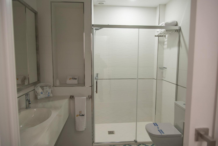 Bathroom 3, gm hotel, Sevilla