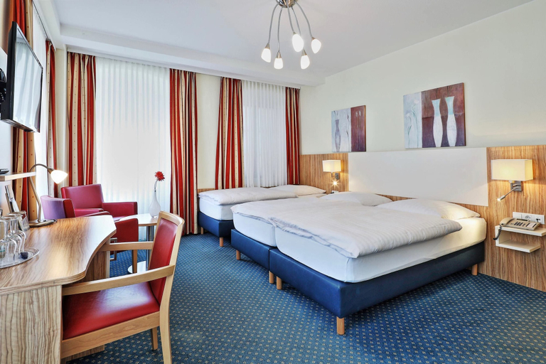 Bedroom 5, Hotel Trierer Hof, Koblenz