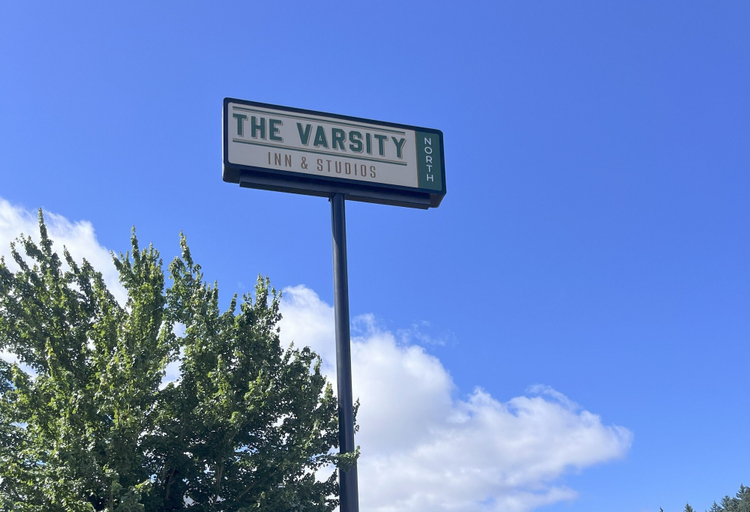 Exterior & Views 2, Varsity North, Lewis