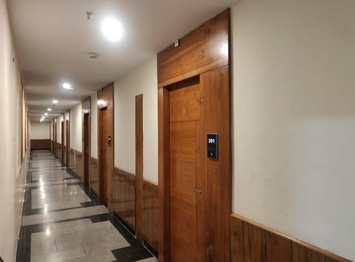 Public Area 2, Hotel De Park, Shimla