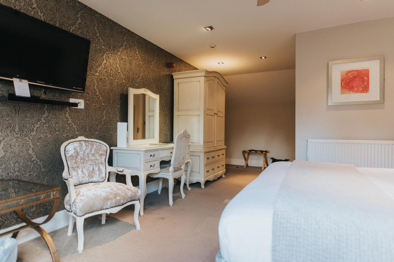Bedroom 2, Hall Farm Hotel And Restaurant, Lincolnshire