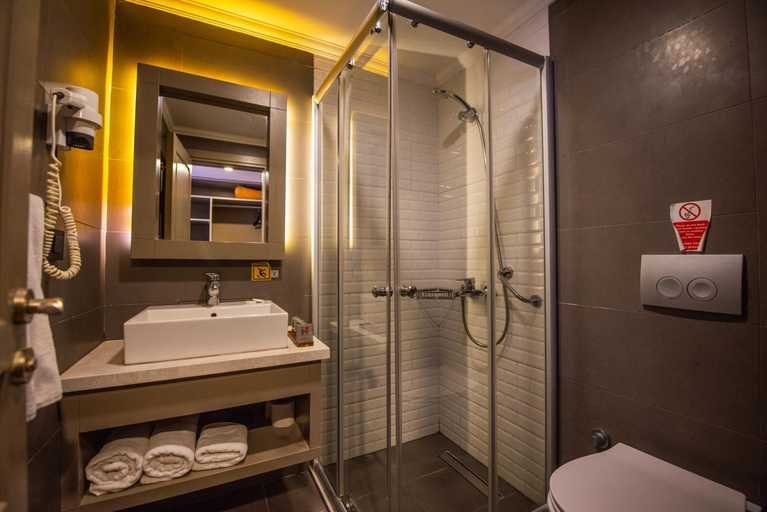 Bathroom 5, Pine Valley Hotel Oludeniz, Fethiye