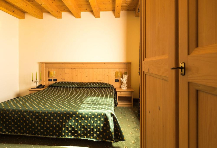 Bedroom 2, Hotel Dall Ongaro, Pordenone